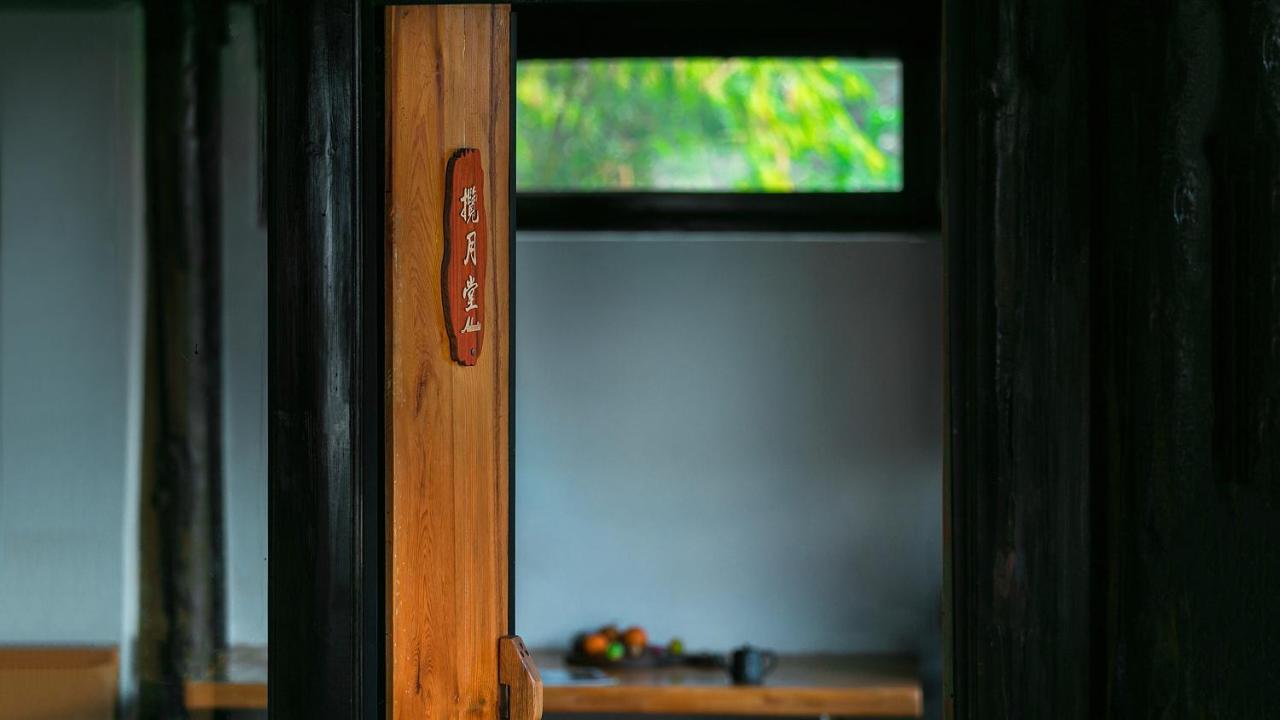 Adonis Inn Lijiang Ліцзян Екстер'єр фото
