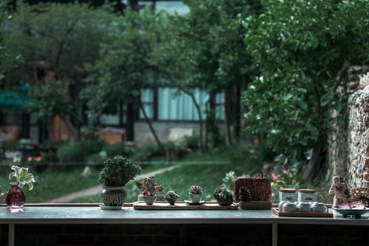 Adonis Inn Lijiang Ліцзян Екстер'єр фото